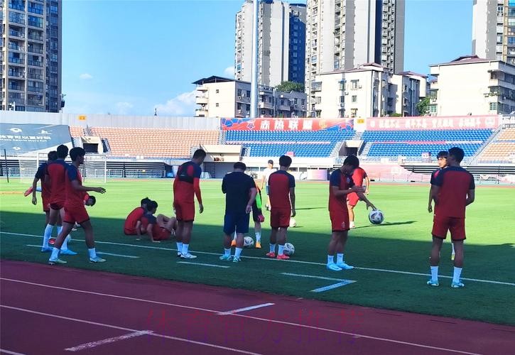 2018中冠联赛及“我爱足球”中国足球民间争霸赛筹备启动会议在京召开 2018中冠联赛及“我爱足球”中国足球民间争霸赛筹备启动会议在京召开